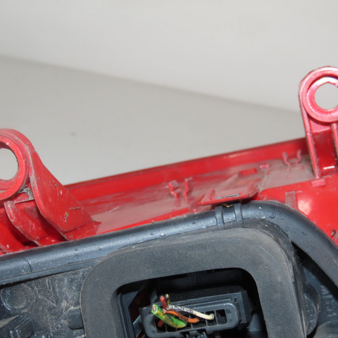 Feu arrière droit occasion  Peugeot 3008 Monospace (0U_) 1.6 hdi (2009-2016) 5 portes   6351HC  4