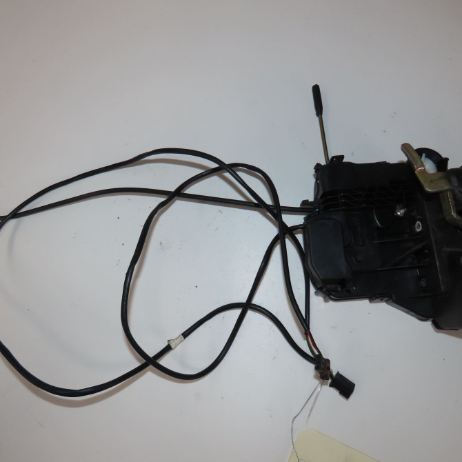 Serrure porte avd occasion  Ford KUGA I 2.0 tdci (2008-2012) 5 portes   1523307  2