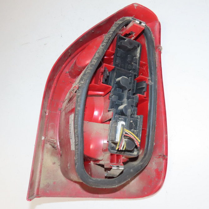 Feu arrière gauche occasion  Citroën XSARA PICASSO (N68) 2.0 hdi (1999-2011) 5 portes   6350N0  3