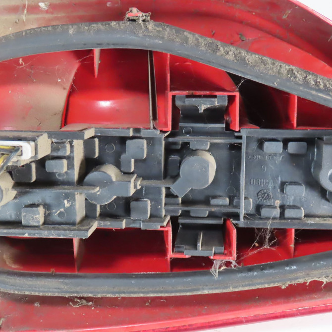 Feu arrière gauche occasion  Citroën XSARA PICASSO (N68) 2.0 hdi (1999-2011) 5 portes   6350N0  4