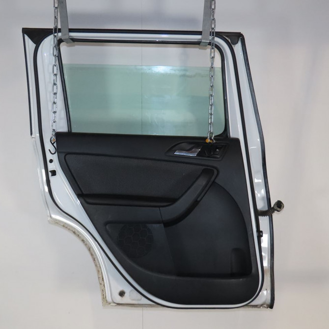 Porte arrière gauche occasion  Skoda YETI (5L) 2.0 tdi (2011-2017)   5L0833055  2