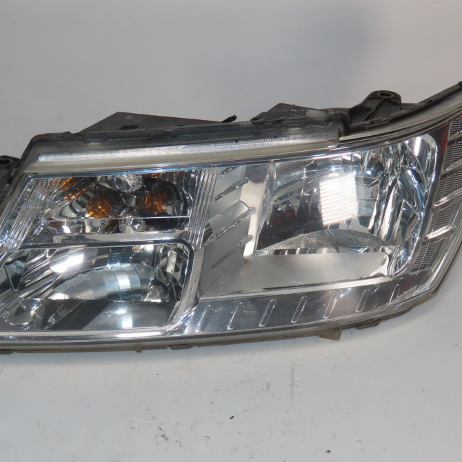 Phare gauche occasion  Fiat FREEMONT (345_) 2.0 jtd 4x4 (2011)   K05067789AE  1