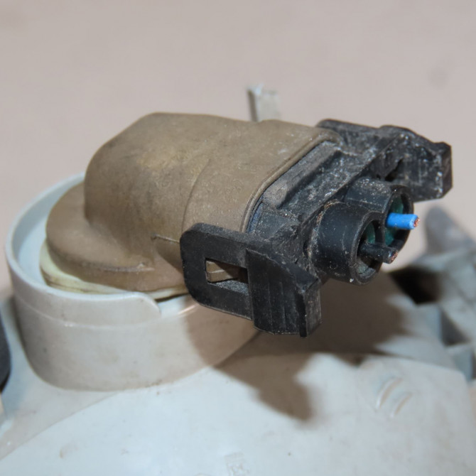 Phare antibrouillard avant droit occasion  Hyundai SANTA FÉ II (CM) 2.2 crdi 4x4 (2006-2009)   922022B000  3