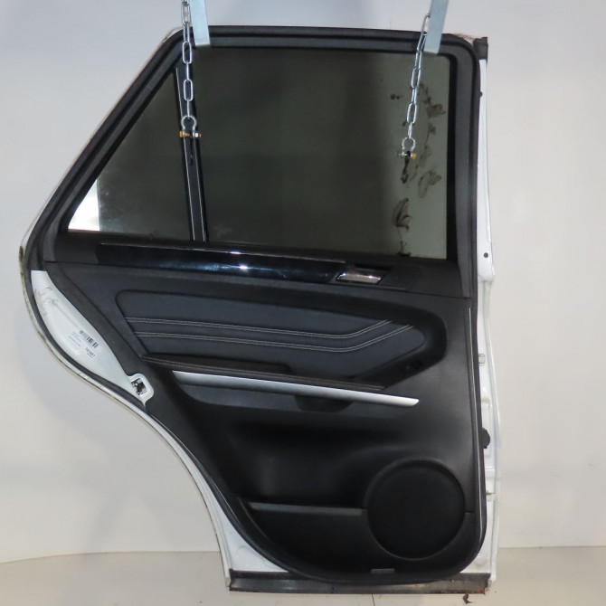 Porte arrière gauche occasion  Mercedes-benz CLASSE M (W164) Ml 350 cdi 4-matic (164.125, 164.124) (2009-2011)   1647300705  2