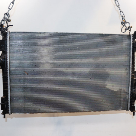 Radiateur occasion  Peugeot 3008 SUV (MC_, MR_, MJ_, M4_) 1.2 thp/ puretech 130 (mrhnsm, mrhnsu, mrhnsj, mrhnyw,... (2016)   9675747980 