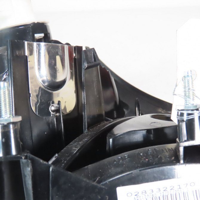 Feu arrière interieur gauche occasion  Citroën C4 PICASSO I Monospace (UD_) 1.6 hdi 110 (2010-2013) 5 portes   6350LR  5