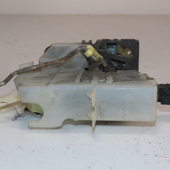 Serrure porte arg occasion  Renault CLIO II (BB_, CB_) 1.5 dci (b/c2j) (2004-2012)   8200350436  2