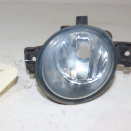 Phare antibrouillard avant droit occasion  Renault CLIO III (BR0/1, CR0/1) 1.6 16v (br05, br0b, br0y, br15, br1j, br1m, br1y, cr0b,... (2005-2014) 5 portes   8200002470 