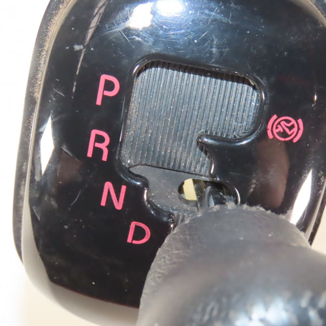 Pommeau levier vitesses occasion  PEUGEOT ION Phase 1 10-2010->... ELEC   2400PJ  2