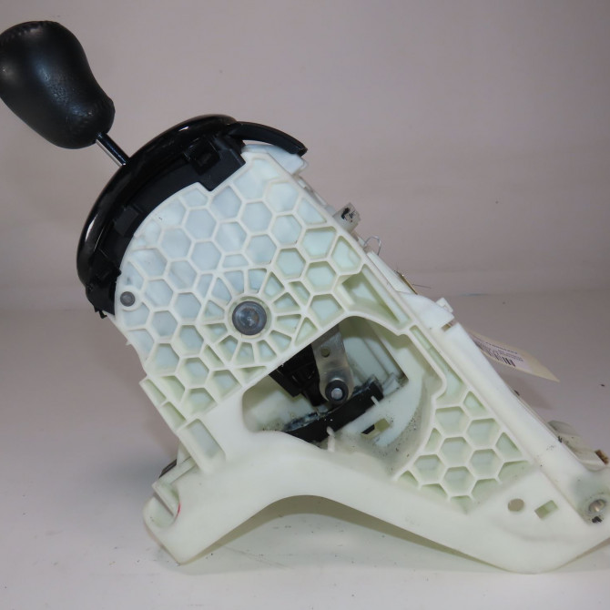 Pommeau levier vitesses occasion  PEUGEOT ION Phase 1 10-2010->... ELEC   2400PJ  3