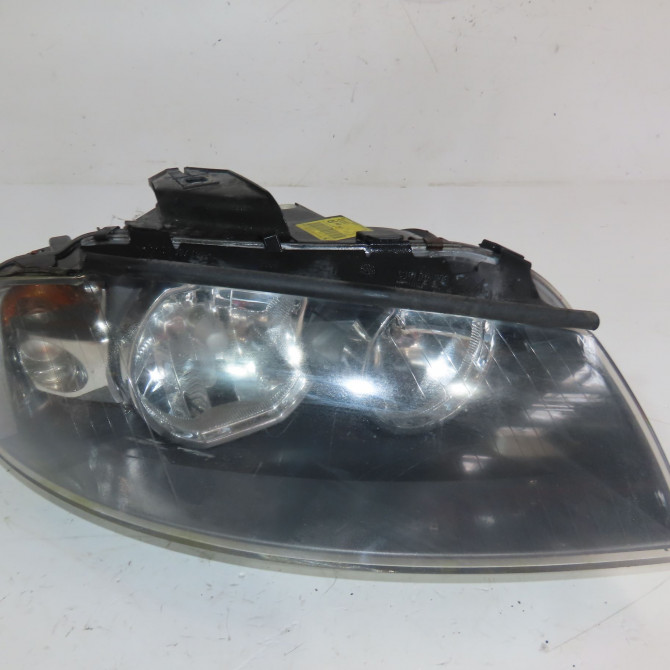 Phare droit occasion  Audi A3 (8P1) 2.0 tdi 16v (2003-2012) 3 portes   8P0941004A  1