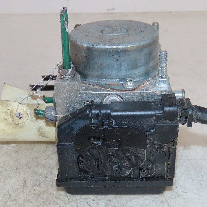 Unité hydraulique ABS occasion  Renault CLIO II (BB_, CB_) 1.5 dci (b/cb3m) (2005-2010) 3 portes   7701070807  4