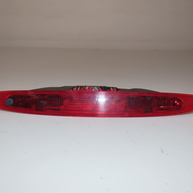 Feux stop supplementaire occasion  Renault MODUS / GRAND MODUS (F/JP0_) 1.6 (jp03, jp0b, jp0u, jp0y, jp1g) (2004)   8200219415  1