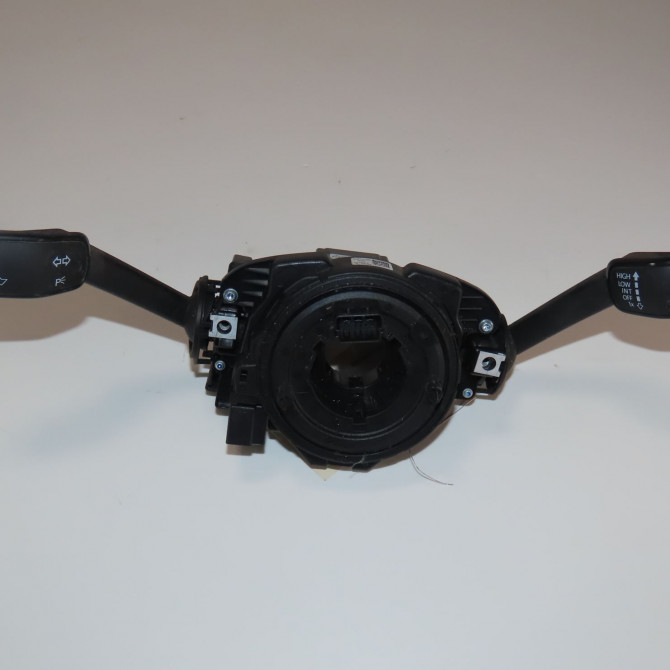 Bloc commodos occasion  Volkswagen vw POLO VI (AW1, BZ1, AE1) 1.0 tsi (2017)   2Q0953521S  1