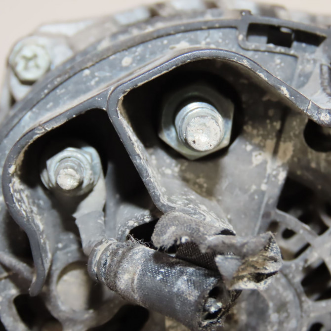 Alternateur occasion  Fiat 500 (312_) 1.2 (312axa1a) (2007) 3 portes   51859041  4