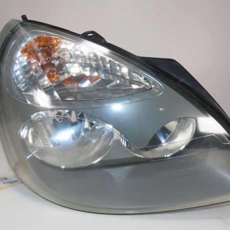 Phare droit occasion  Renault CLIO II (BB_, CB_) 1.5 dci (b/cb3m) (2005-2010) 3 portes   7701057658 