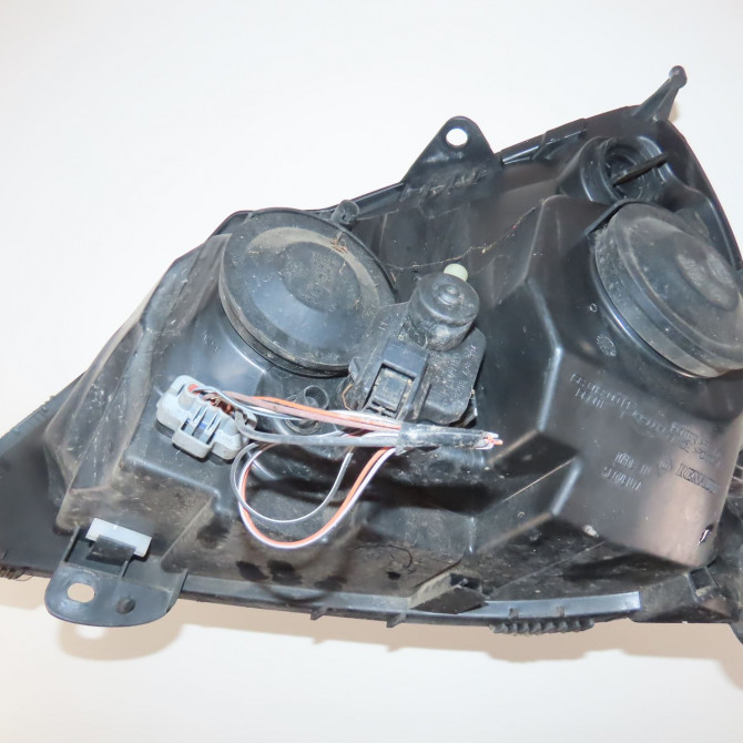 Phare droit occasion  Renault CLIO II (BB_, CB_) 1.5 dci (b/cb3m) (2005-2010) 3 portes   7701057658  5