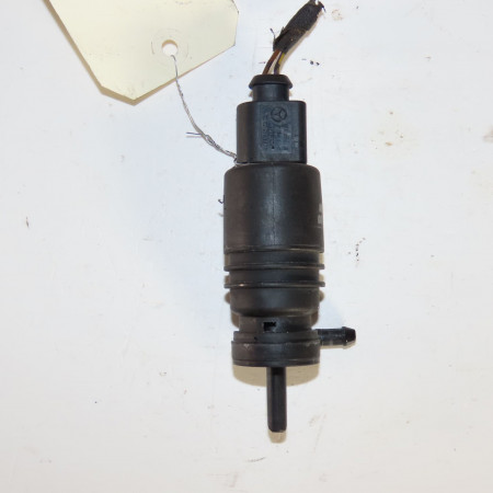 Pompe lave-glace avant occasion  Mercedes-benz CLK (C208) Clk 200 (208.335) (1997-2002)   2108690821 