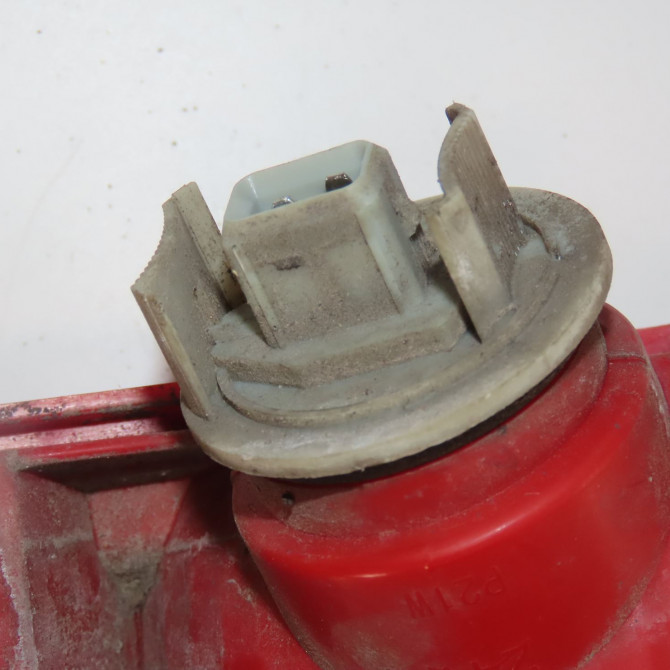 Feu brouillard arrière gauche occasion  Peugeot 206+ (2L_, 2M_) 1.4 hdi eco 70 (2009-2013) 5 portes   6350HA  5