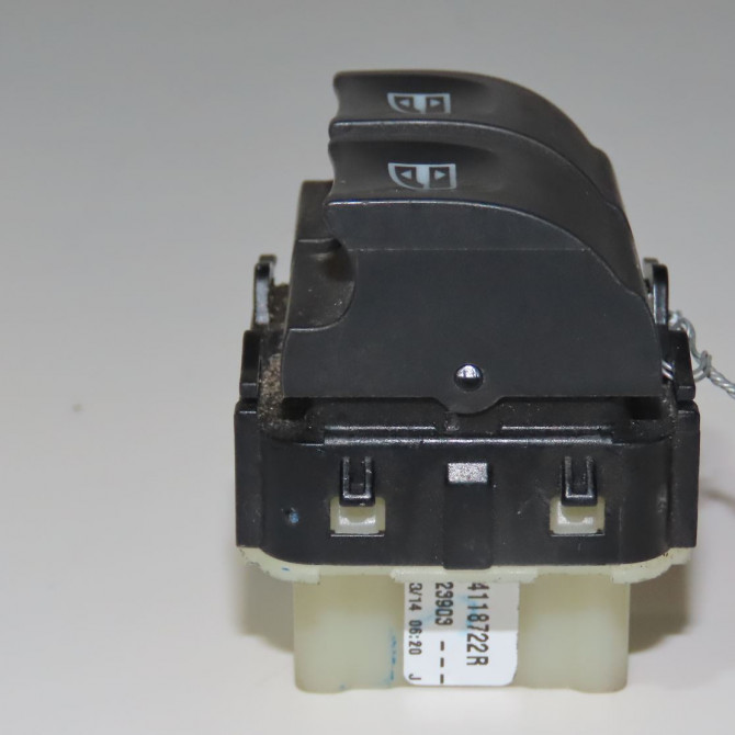 Commande lève-glace porte avant gauche occasion  Renault CLIO IV (BH_) 1.5 dci 90 (2012) 5 portes   254112588R  3