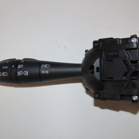 Commande eclairage occasion  Dacia SANDERO II Tce 90 lpg (b8m1) (2015)   255401303R 