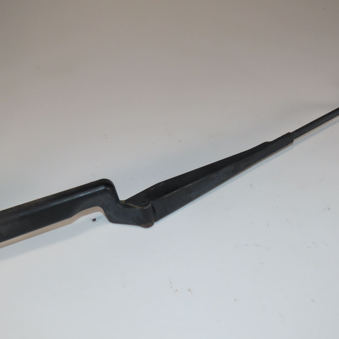 Bras essuie-glace avant gauche occasion  Volkswagen vw POLO III (6N1) 64 1.9 d (1994-1999)   6N1955409  1