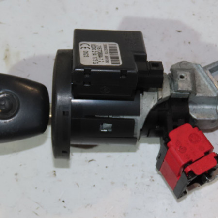 Antivol de direction occasion  Renault CLIO III (BR0/1, CR0/1) 1.5 dci (br17, cr17) (2005-2012) 5 portes   7701208408 