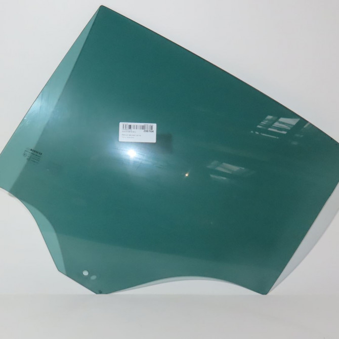 Glace porte ar g occasion  Renault MEGANE IV 3/5 portes (B9A/M/N_) 1.2 tce 130 (b9mr) (2015) 5 portes   823017650R  1