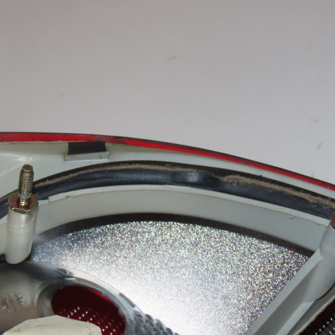 Feu arrière gauche occasion  Mercedes-benz CLASSE C (W202) C 200 cdi (202.134) (1998-2000)   2028205166  3