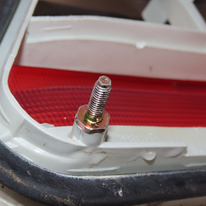 Feu arrière gauche occasion  Mercedes-benz CLASSE C (W202) C 200 cdi (202.134) (1998-2000)   2028205166  4