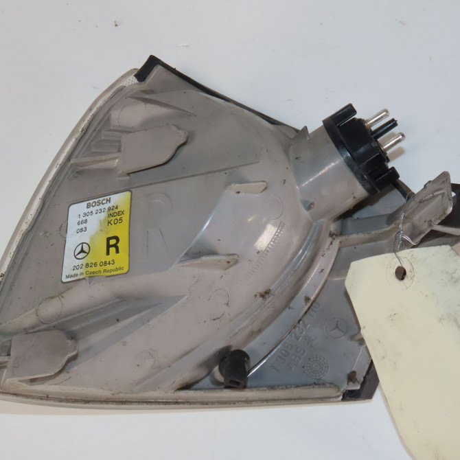 Clignotant droit occasion  Mercedes-benz CLASSE C (W202) C 200 cdi (202.134) (1998-2000)   2028260843  2