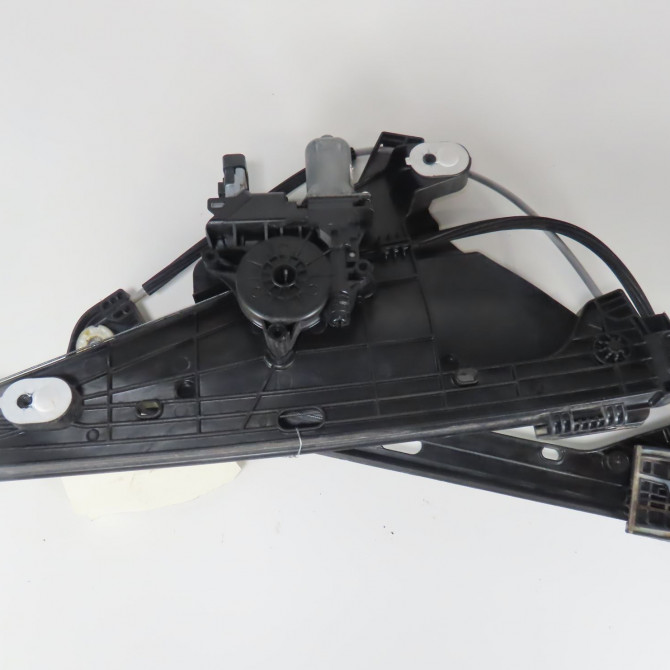 Mecanisme+moteur leve-glace avg occasion  Peugeot 208 II (UB_, UP_, UW_, UJ_) 1.5 bluehdi 100 (2019)   9829043680  3