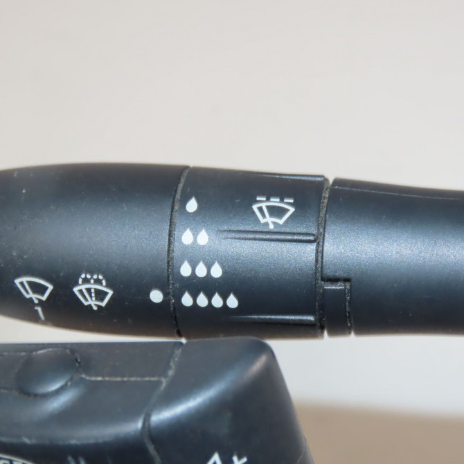 Bloc commodos occasion  Renault MEGANE II Coupé-Cabriolet (EM0/1_) 1.9 dci (2003-2009)   8200216465  4