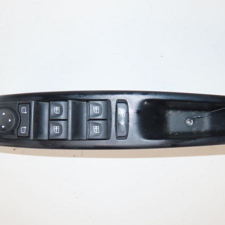 Commande lève-glace porte avant gauche occasion  Renault SCÉNIC III (JZ0/1_) 1.2 tce (jz16) (2013)   809610017R 