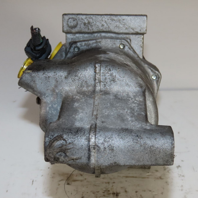 Compresseur air conditionne occasion  Renault EXPRESS Camionnette/Monospace 1.5 blue dci 95 (f6ab) (2021)   926008942R  4