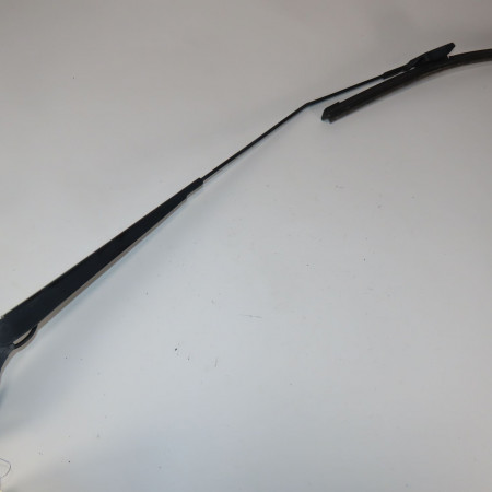 Bras essuie-glace avant droit occasion  Peugeot 208 I (CA_, CC_) 1.4 hdi (2012) 3 portes   1608393380 