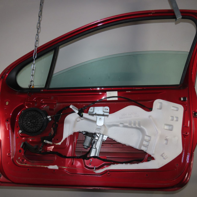 Porte avant droite occasion  Peugeot 207/207+ (WA_, WC_) 1.4 16v (2006-2013) 3 portes   9004AR  4