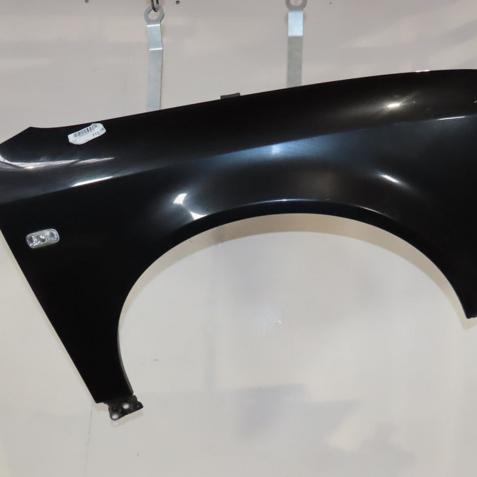 Aile avant droite occasion  Audi A4 B6 (8E2) 1.9 tdi (2000-2004)   8E0821106B  1