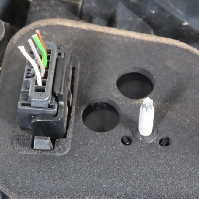 Feu arrière gauche occasion  Peugeot 2008 I (CU_) 1.6 bluehdi 120 (2014) 5 portes   9826730480  4