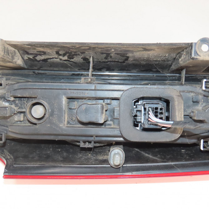 Feu arrière gauche occasion  Renault KANGOO Express (FW0/1_) 1.6 (fw00, fw0e, fw0n, fw0p, fw0y) (2008)   8200419949  3