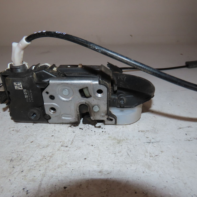 Serrure porte avg occasion  Peugeot 308 I (4A_, 4C_) 1.6 hdi (2007-2014) 5 portes   9800616680  2