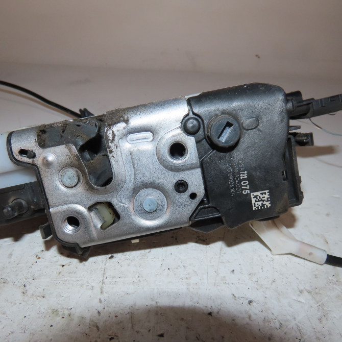 Serrure porte avg occasion  Peugeot 308 I (4A_, 4C_) 1.6 hdi (2007-2014) 5 portes   9800616680  3