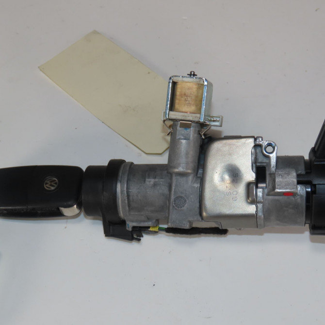 Antivol de direction occasion  Volkswagen vw POLO V (6R1, 6C1) 1.6 tdi (2009) 5 portes   6R0905851L  1