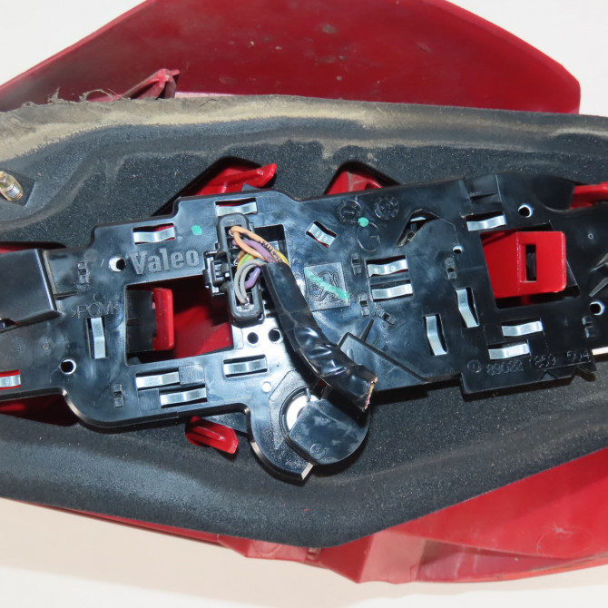 Feu arrière gauche occasion  Peugeot 307 (3A/C) 2.0 hdi 135 (2003-2007)   6350P3  3