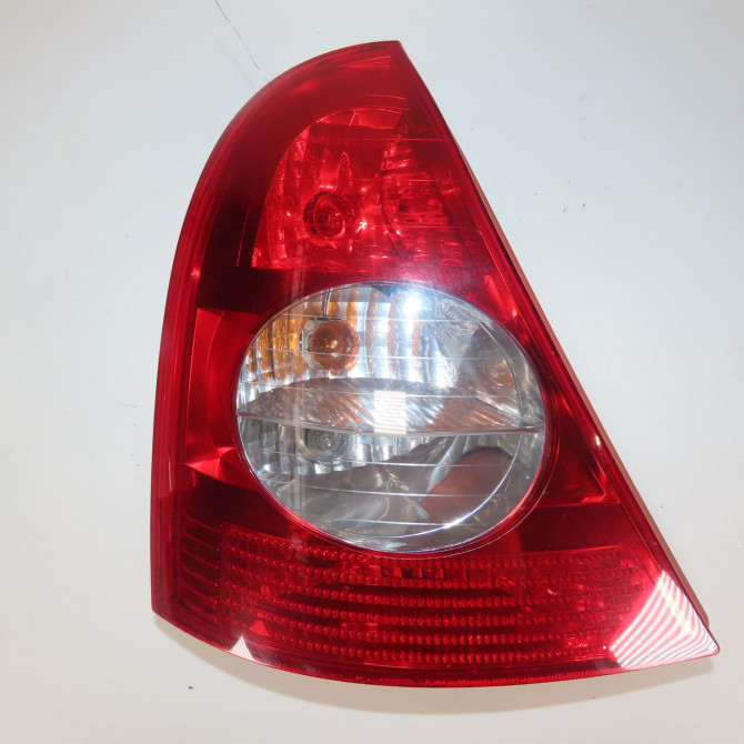 Feu arrière gauche occasion  Renault CLIO II (BB_, CB_) 1.5 dci (b/c2j) (2004-2012)   7700410515  1