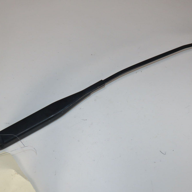 Bras essuie-glace avant droit occasion  Mercedes-benz CLASSE A (W168) A 140 (168.031, 168.131) (1997-2004)   168820064405  1