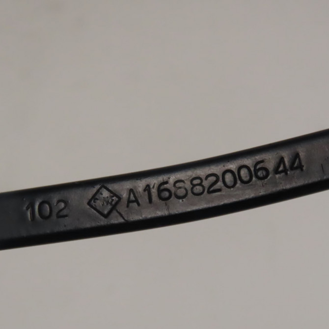 Bras essuie-glace avant droit occasion  Mercedes-benz CLASSE A (W168) A 140 (168.031, 168.131) (1997-2004)   168820064405  4