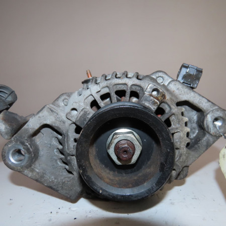 Alternateur occasion  Toyota YARIS (_P9_) 1.0 vvt-i (ksp90_) (2005-2011) 5 portes   2706040020 