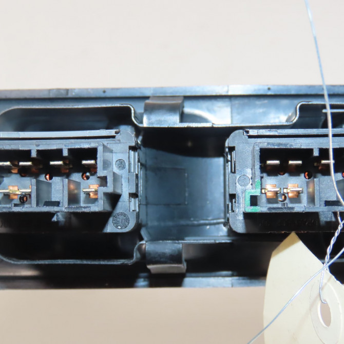 Commande lève-glace porte avant droite occasion  Peugeot 307 (3A/C) 1.6 hdi (2005-2009) 5 portes   6554F0  3