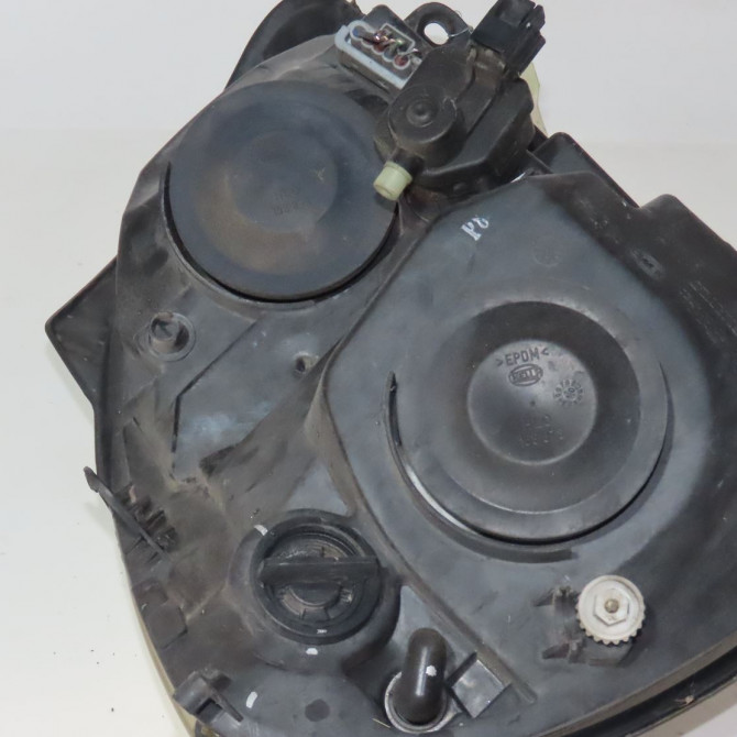 Phare gauche occasion  RENAULT CLIO CAMPUS II Phase 2 07-2009->12-2012 1.2i 60ch   260605235R  4